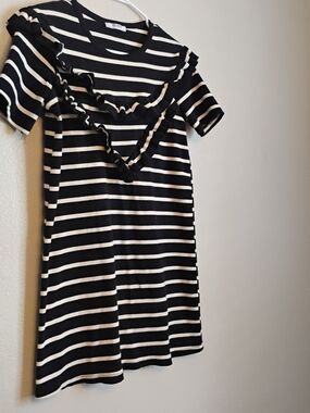 Zara Trafaluc Women’s Medium Black White Striped Ruffle T-Shirt Dress 2017